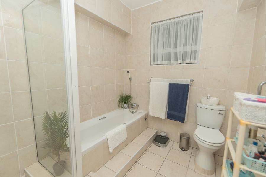 3 Bedroom Property for Sale in Humewood Eastern Cape